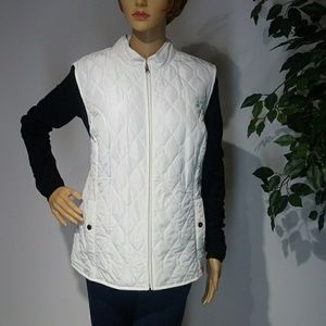 LIGHTWEIGHT QUILTED VEST